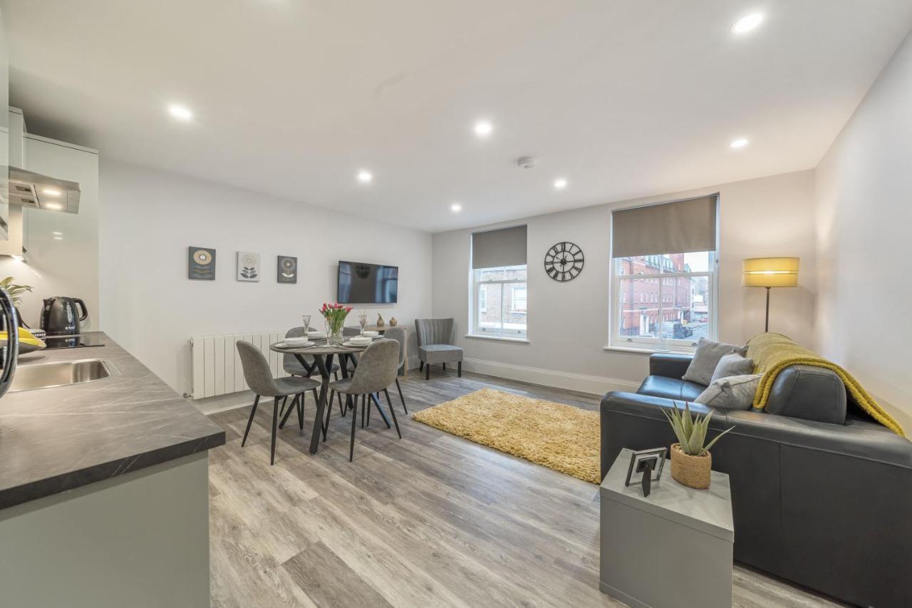 Boutique Living By Lawsons Apartment Windsor Exterior photo