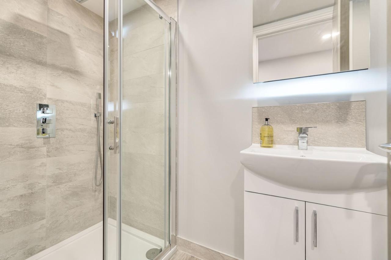 Boutique Living By Lawsons Apartment Windsor Exterior photo